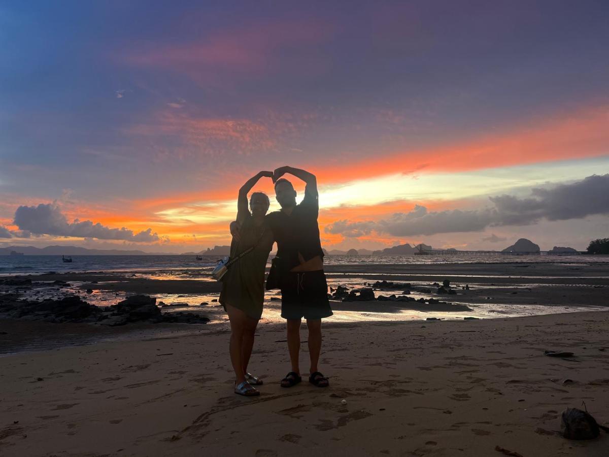 At Thara Aonang Villa Ao Nang Exteriör bild